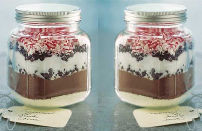 DIY Christmas Gift: Peppermint Hot Chocolate